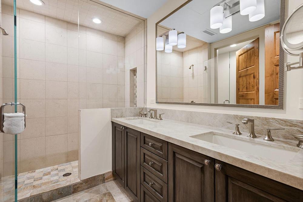 Obermeyer Place Unit 102 Park, Expansive Luxury Walking Distance To Gondola & Restaurants Casa de férias Aspen