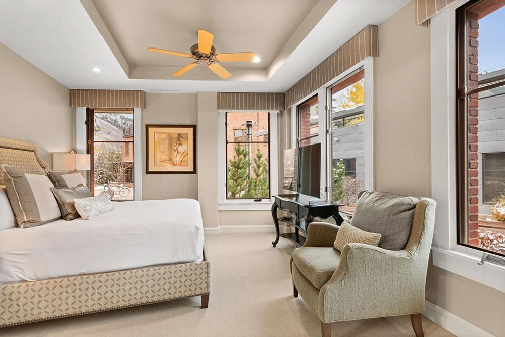 Obermeyer Place Unit 102 Park, Expansive Luxury Walking Distance To Gondola & Restaurants Aspen